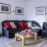 Haus Huegel- Wohnung 4